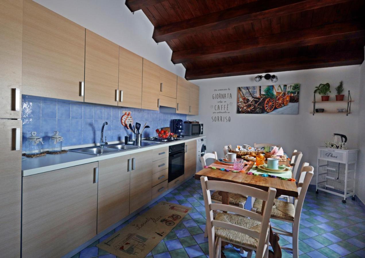 Appartement La Casa Di Filippo à Palerme Extérieur photo