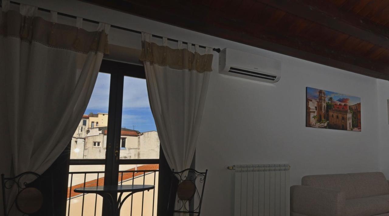Appartement La Casa Di Filippo à Palerme Extérieur photo